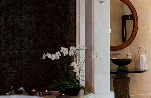 Andong Villa | Luxury 2BR Villa, Ubud - A La Carte BREKKIE! , W/Swimming Pool!