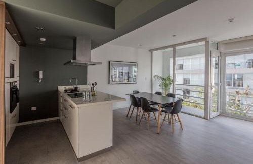 Reducto Apartment | Luxury 2BR with Balcony Near Larcomar