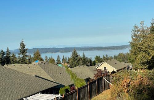 Chemainus Villa | Luxury 3-Bed, 5-Bath Ocean View Vacation Home