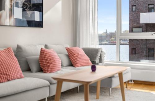Gamle Oslo Apartment | Luxury 3-Bedroom Flat with Seaview in Central Oslo