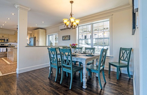 Halifax House | Luxury 3-Bedroom Furnished Home. View of NW Arm Min. 28 nights.