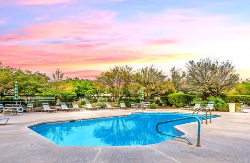 Rancho Vistoso Condo | Luxury 3BD/2BA Desert Oasis Near Tucson w Pool, Views, Low Summer Rates! 🌄