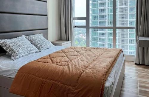 Bangka Apartment | Luxury 3BR Kemang Village Residence with Netflix, WiFi, Pool by 2ndHome
