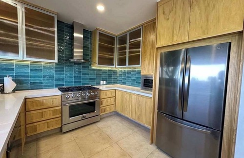 La Cruz de Huanacaxtle Condo | Luxury 3BR w Ocean Views & Private Beach Club