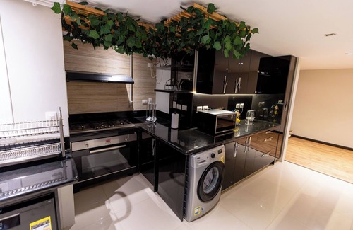 Heliopolis Apartment | Luxury 3BR Pool View Near Airport!