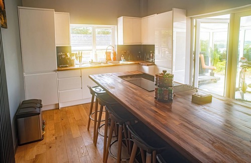 Isle of Skye House | Luxury 4 Bdrm Seaview Cottage by the Fairy Pools