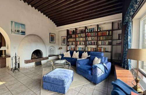 Velden am Worther See Villa | Luxury 4BR Villa Velden Pool Grill