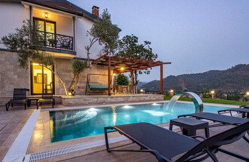 Akhisar House | Luxury 5-bedroom Villa with Private Pool in Gocek