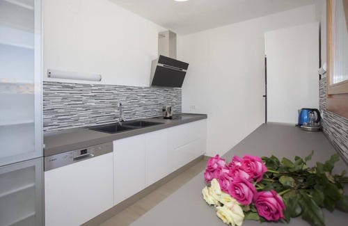 Split Apartment | Luxury 5* PENTHOUSE - panoramic view & hot tub