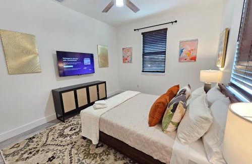 Fairvilla Villa | LUXURY 5bd 4ba w Jacuzzi tub Winter Park CP Orlando Gem