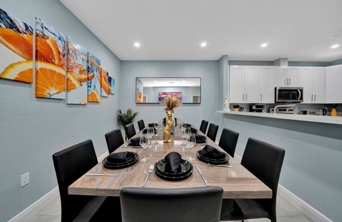 Progresso Village Villa | Luxury 8BR Duplex w/2 Pools Near Las Olas & Beach