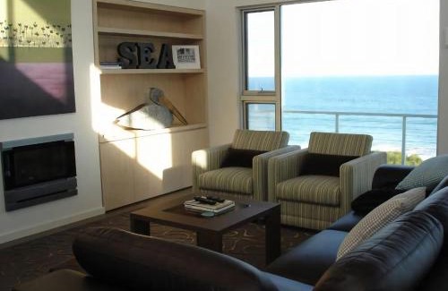Port Elliot House | Luxury Accommodation with Breathtaking Sea Views
