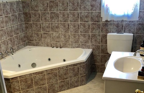 Wonoka House | Luxury accommodation in the Flinders Ranges