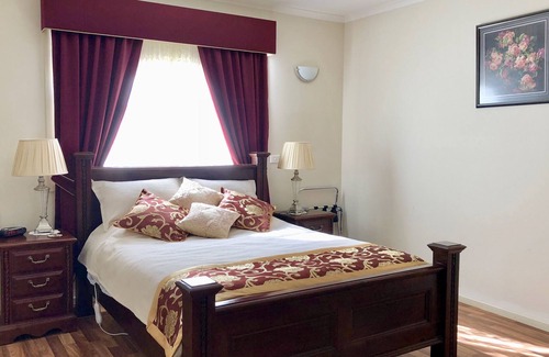 Wonoka House | Luxury accommodation in the Flinders Ranges