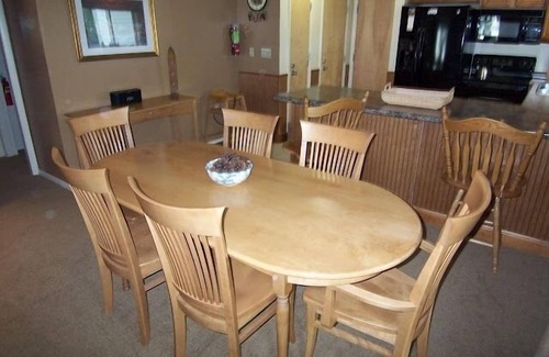 Jeffersonville Condo | Luxury and Convenience . Ski in-Ski out Condo in the Heart of Everything