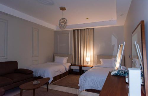 Al Harra Al-Sharqiah Apartment | Luxury and Spacious 3BR Apartment 10min haram Nabawi