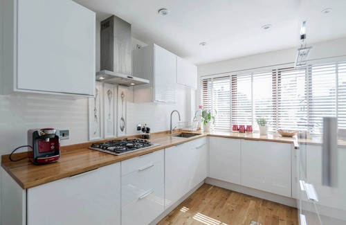 Greenwich West House | LUXURY AND SPACIOUS 4 BEDS FOR THE LARGER GROUPS