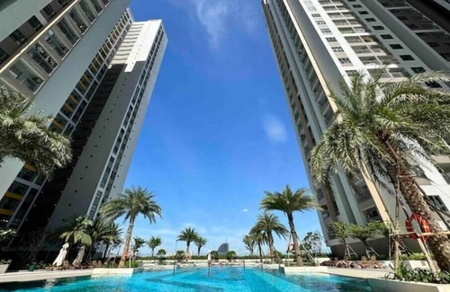 District 7 Apartment | Luxury Apartment w/River View in District 7