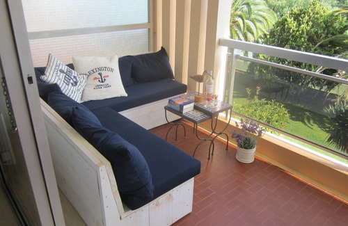 Pardigon Apartment | Luxury apartment with stunning views 150 meters of beach.