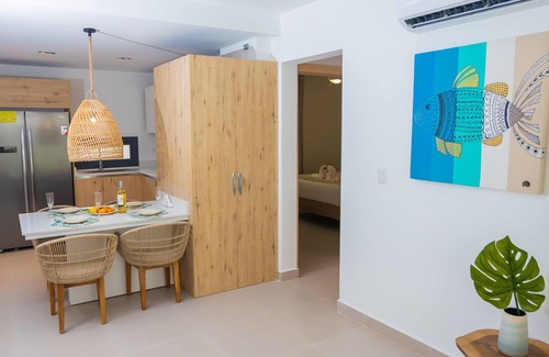 El Cortecito Apartment | ★Luxury Apartment 2 BR/2 Bath Steps from Ocean★