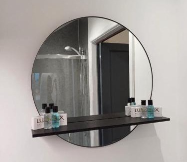 Tunstall Apartment | Luxury Apartment - Above iconic High Lane Oatcakes