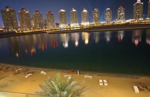 Doha Apartment | Luxury Apartment by the Sea with Amazing Amenities at Pearl Qatar
