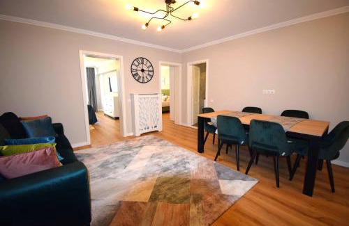 Tirgu Mures Apartment | Luxury Apartment Central