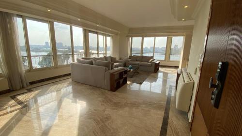 Old Cairo Apartment | luxury apartment firist row nile view maadi cairo-4