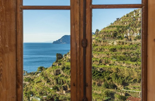 Manarola Apartment | Luxury Apartment Gavone by Arbaspàa in Manarola, with sea view