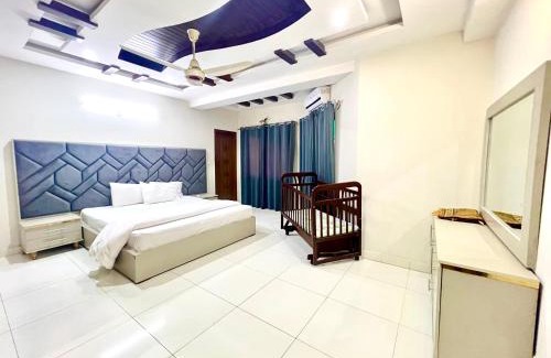 E-11 Sector Apartment | LUXURY APARTMENT HOTEL islamabad