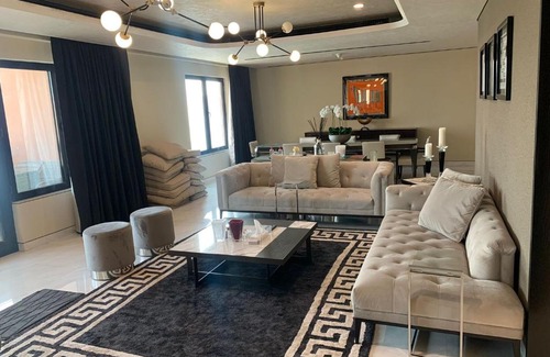 Doha Apartment | luxury apartment in pearl Island