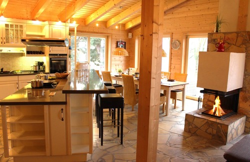 Woltersdorf Apartment | Luxury apartment Mondschein 180sqm on the Berlin lake - sauna - 4 bathrooms - canoes free