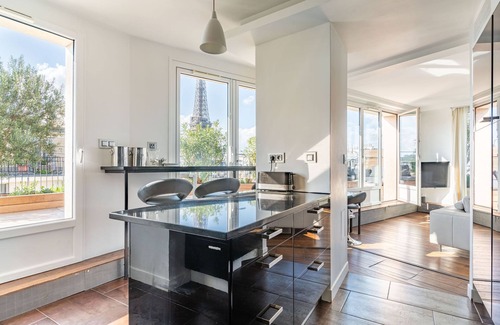 Grenelle Apartment | Luxury apartment near the Eiffel Tower