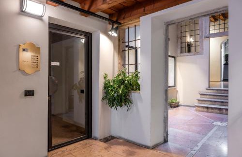 Citta Antica Apartment | Luxury Apartment on Piazza Erbe