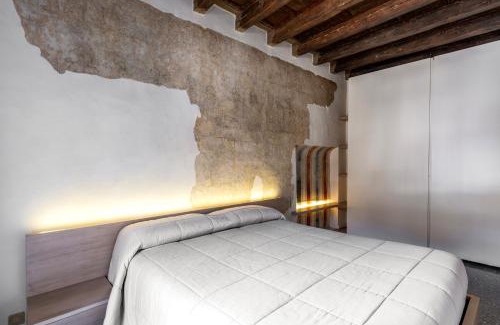 Citta Antica Apartment | Luxury Apartment on Piazza Erbe