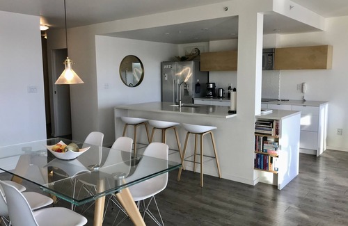 Central Apartment | Luxury Apartment overlooking False Creek inlet. 2020 rates reduced by 20%!