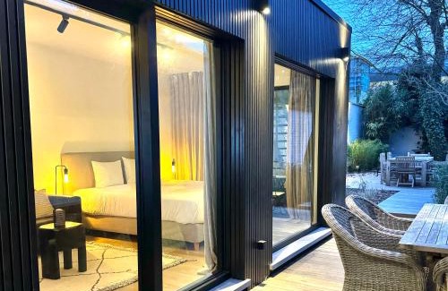 Stationsbuurt Noord Apartment | Luxury Apartment with Cosy Garden!