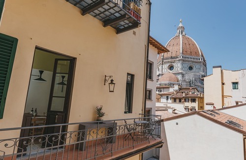Duomo Apartment | Luxury Apartment With Stunning View