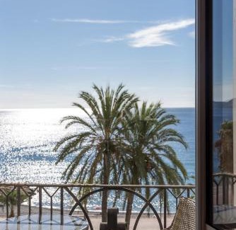 Fabron Apartment | Luxury apartment with sea view on the first line Promenade des Anglais