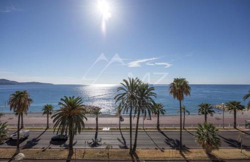 Fabron Apartment | Luxury apartment with sea view on the first line Promenade des Anglais