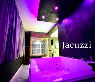 Zona XXV Vallerano House | Luxury Apartment with Spa and Free Parking