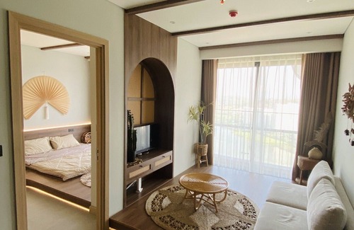 Bai Chay Apartment | Luxury apartment with view of Ha Long bay - 5 min from the beach