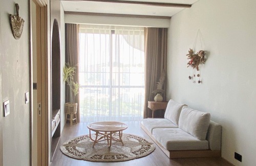Bai Chay Apartment | Luxury apartment with view of Ha Long bay - 5 min from the beach