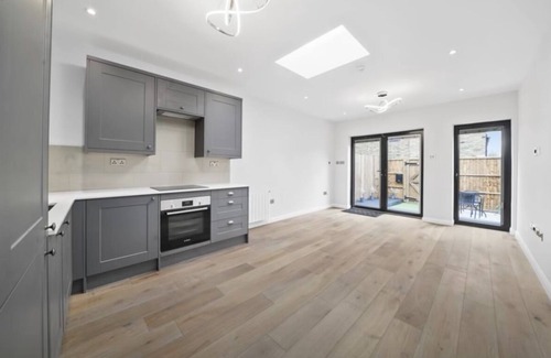 Newland Near Ulverston Apartment | Luxury Apartments in Historic Lake District Townhouse, with private gardens