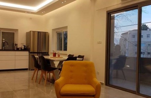 Kiryat Moshe House | Luxury Apt at the Gates of Jerusalem *Brand New*
