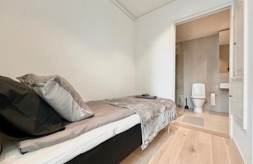 Lindholmen Apartment | Luxury Apt - Karlatornet - 2BR - Spa - Gym - City
