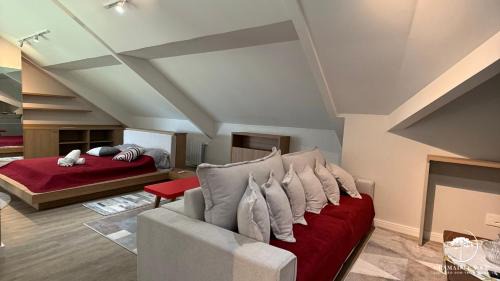 Planalto Apartment | Luxury Apt with 3 Suites in Front of Rua Torta
