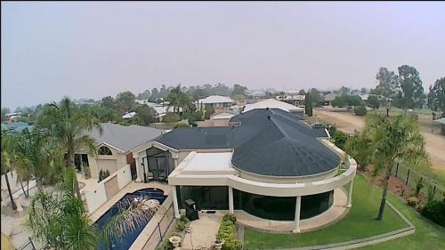 Yarrawonga House | Luxury at Linthorpe
