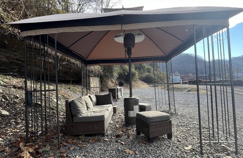Welch House | Luxury ATV lodging with beautiful view, sleeps 11.