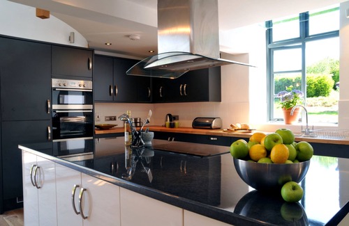 Little Cowarne House | Luxury Barn Conversion sleeps 11 in idyllic Herefordshire countryside